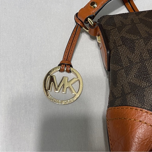 Michael Kors FALLON MD Crossbody Messenger Purse Brown Bristish Tan Trim MK Logo - Picture 8 of 11
